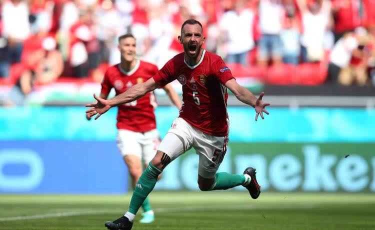 波兰逆转巴西，阿尔巴绝境逆转